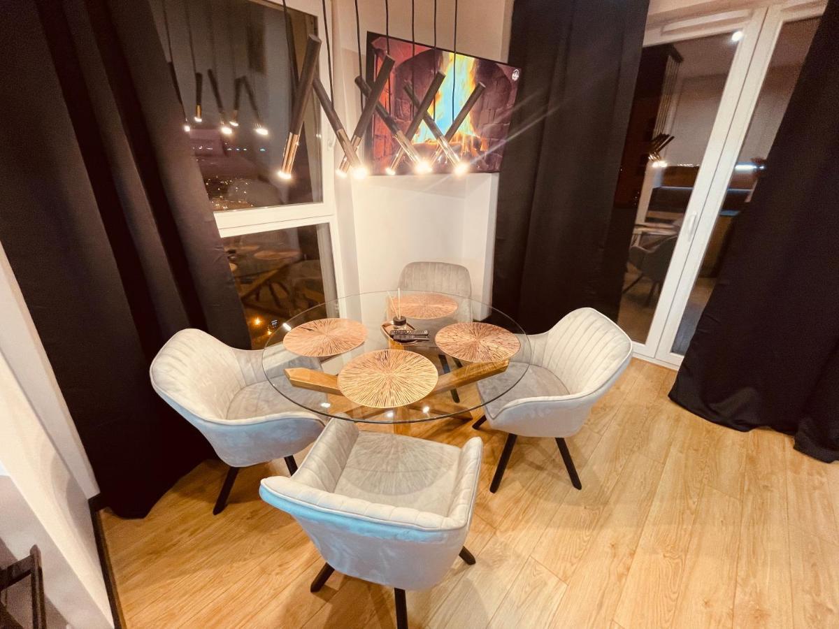 Kobiela Apartments Debowe Tarasy カトヴィツェ エクステリア 写真