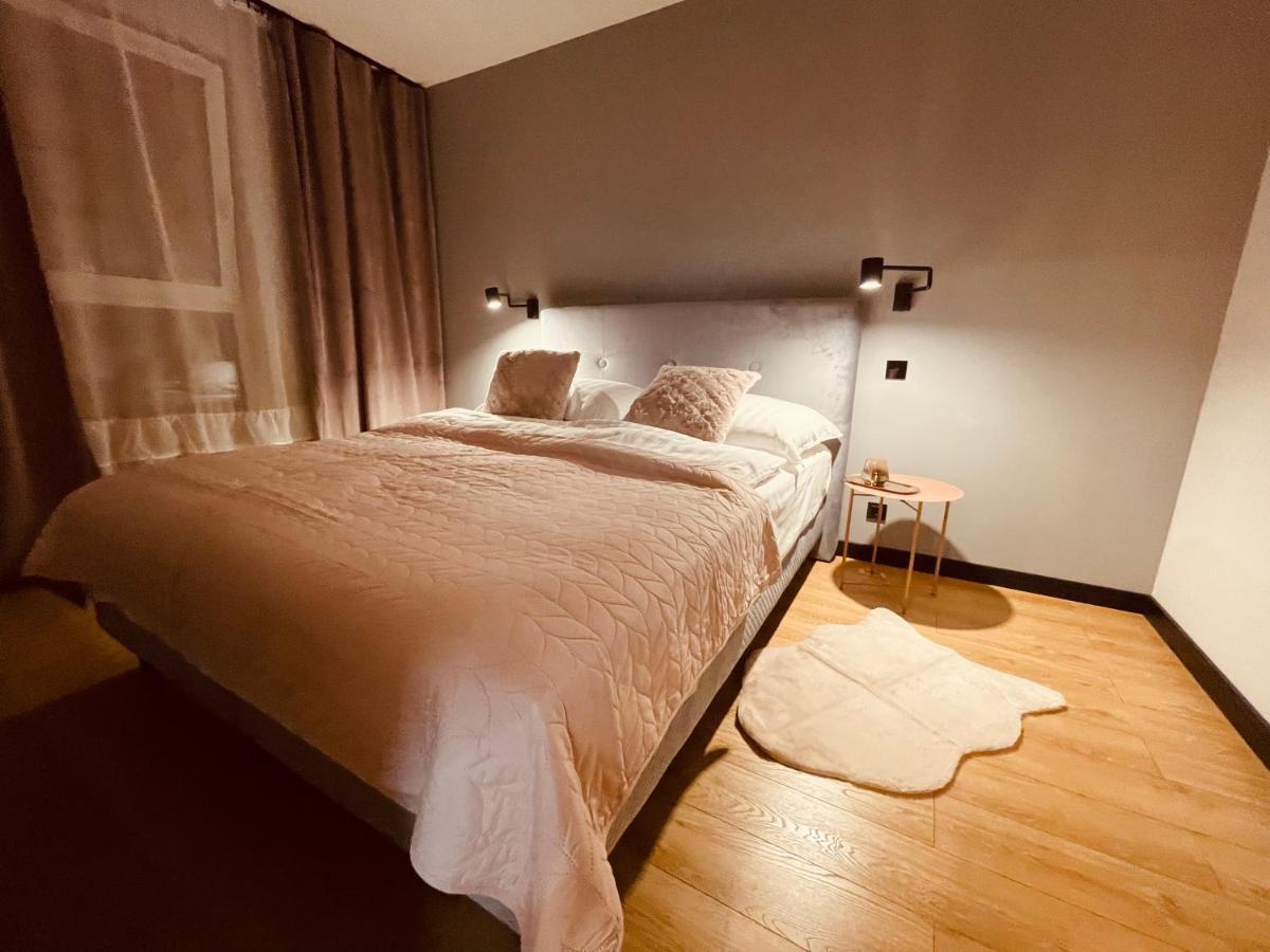 Kobiela Apartments Debowe Tarasy カトヴィツェ エクステリア 写真