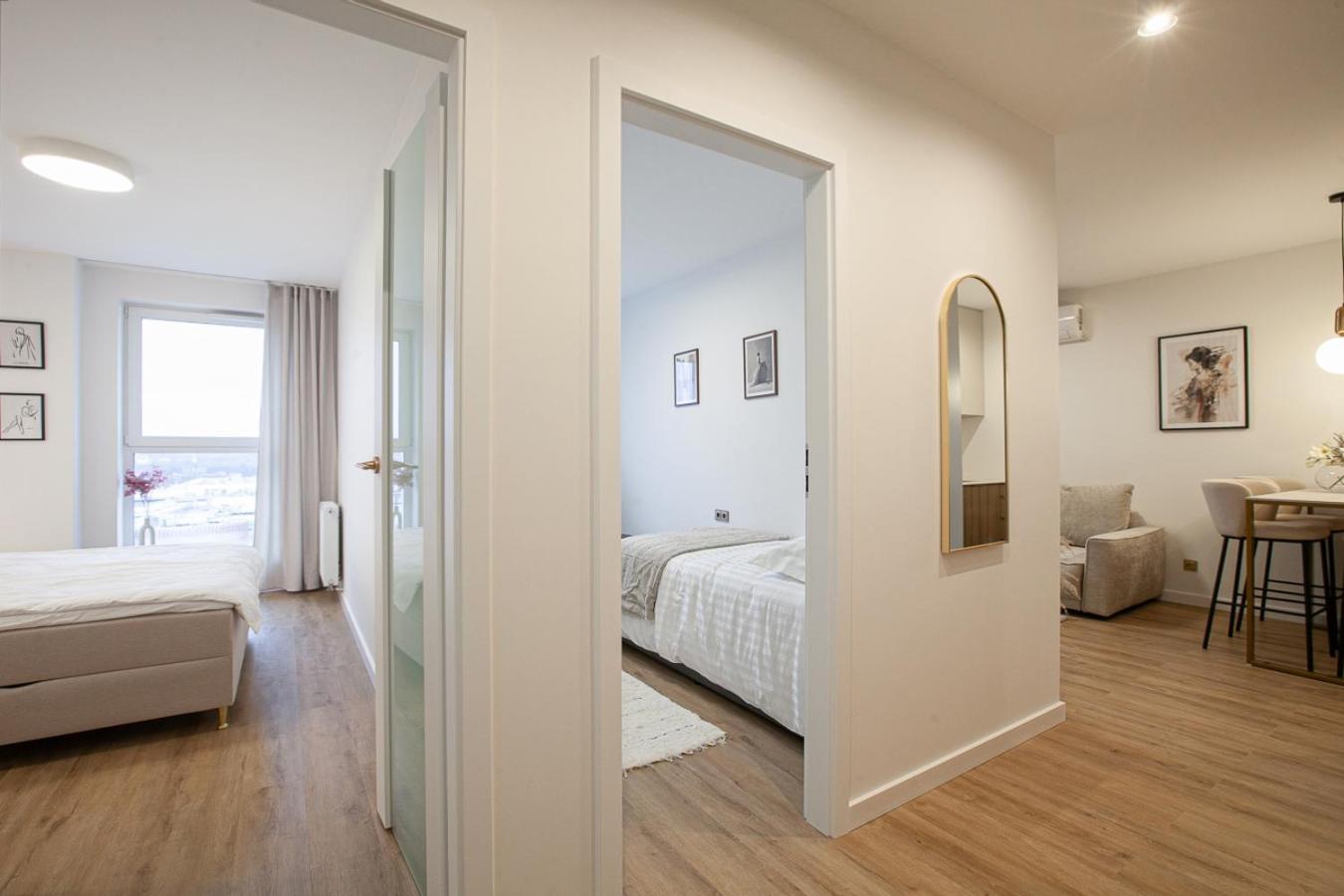 Kobiela Apartments Debowe Tarasy カトヴィツェ エクステリア 写真